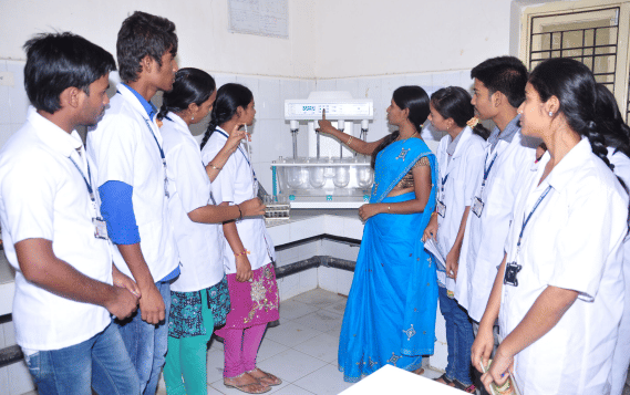 K V K College Of Pharmacy Hyderabad Labs Infrastructure photo 10